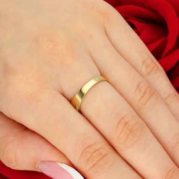 Złoty Pierścionek Damski 375 – Wysadzany Cyrkoniami, Rozmiar 13 tył.jpg